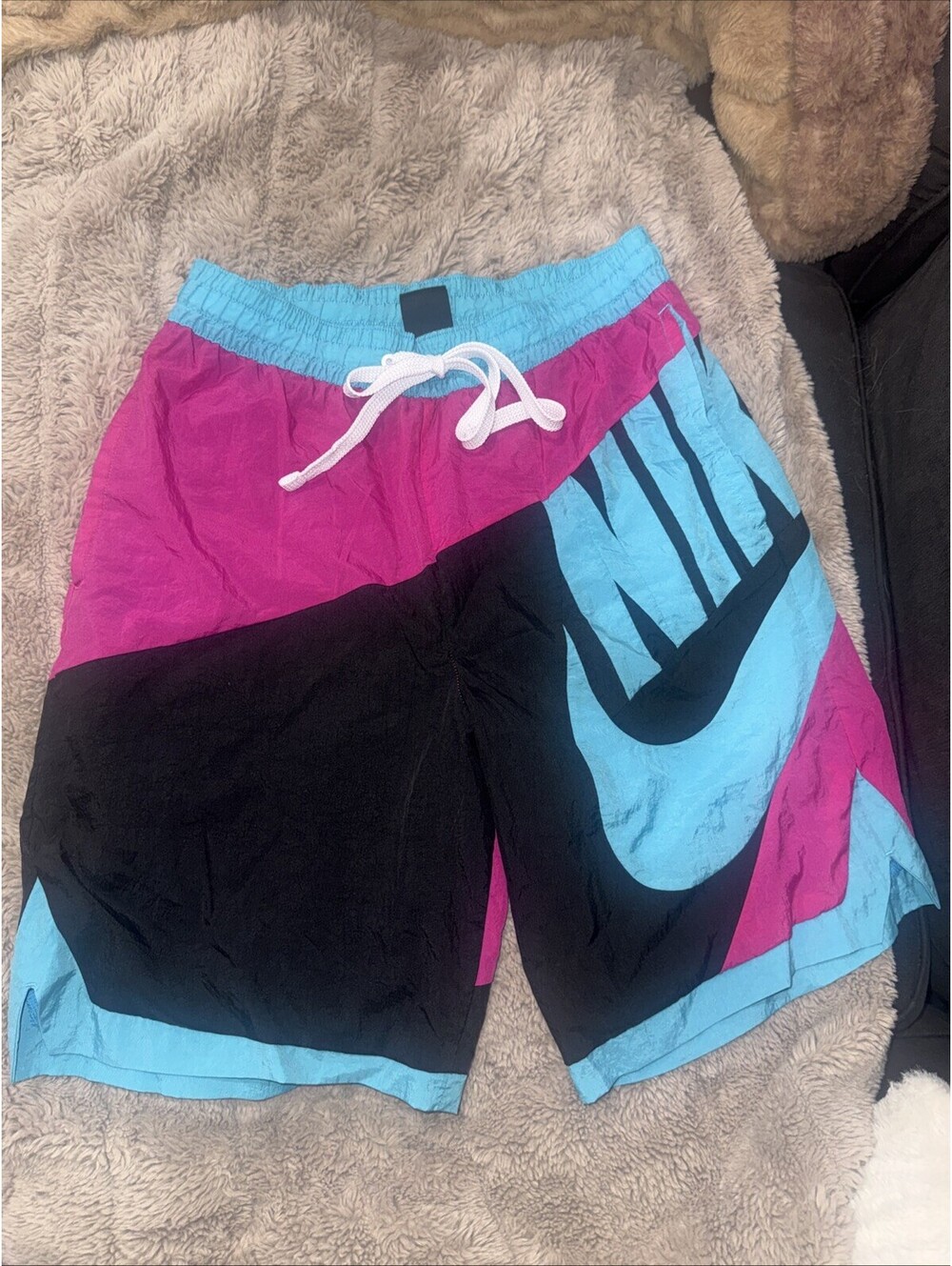 Color block big logo,Nike throw back futura basketball shorts. Swim Trunks, Sz S
